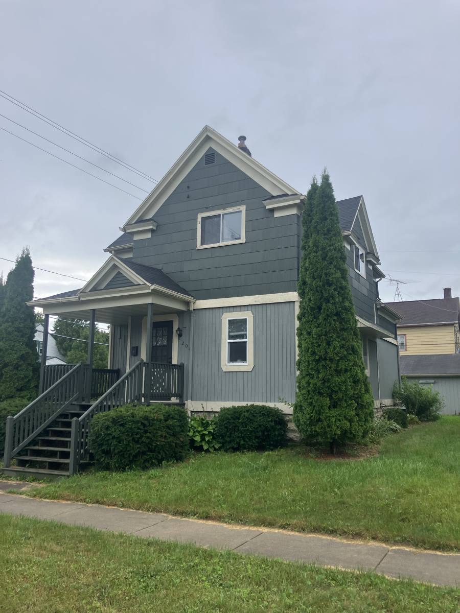 House for rent at 204 8th St, Fond Du Lac, WI 54935