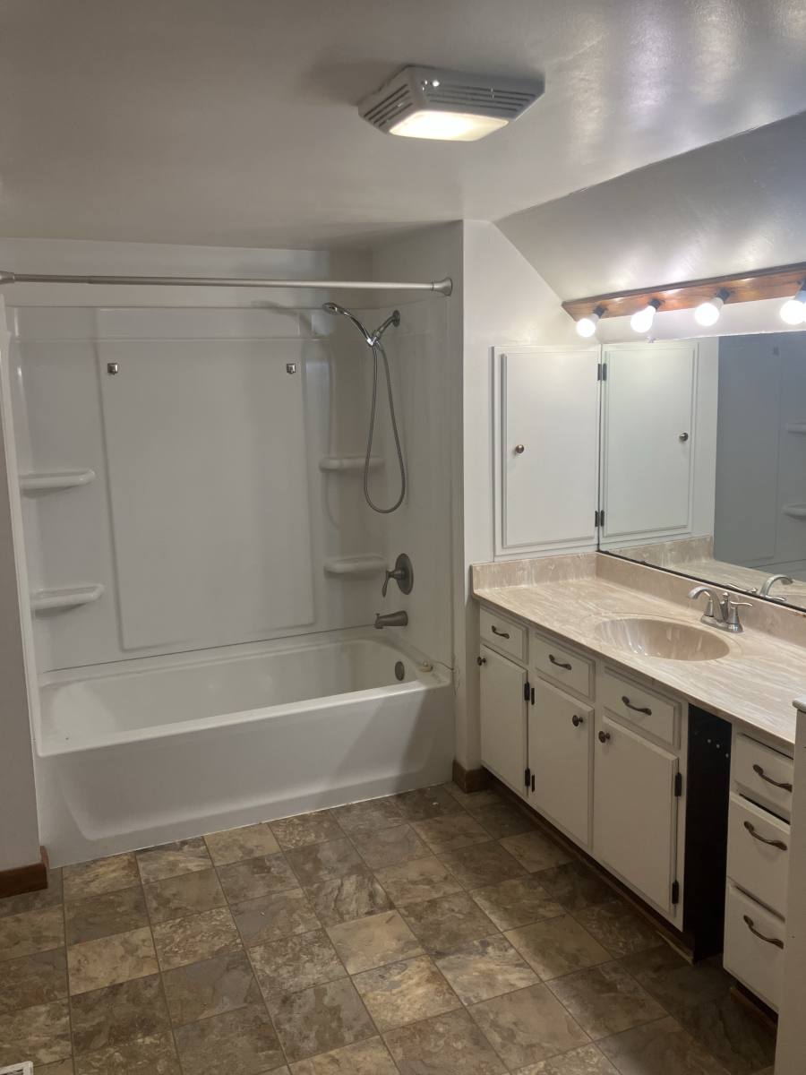 House for rent at 204 8th St, Fond Du Lac, WI 54935