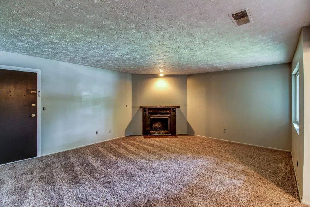 Apartment for rent at New Towne West, 3516 N 102nd Plaza #3, Omaha, NE 68134
