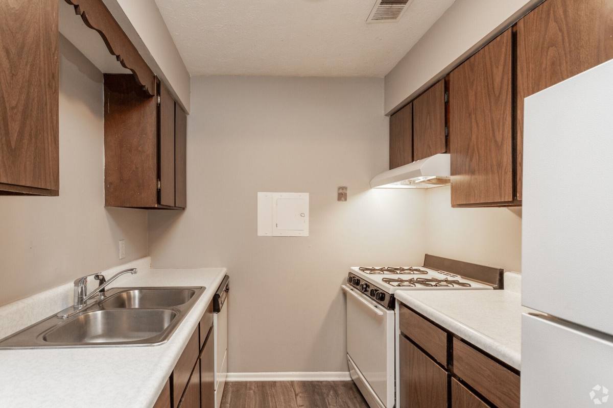 Apartment for rent at New Towne West, 3516 N 102nd Plaza #3, Omaha, NE 68134