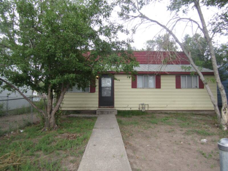 House for rent at 403 11th St, Alamosa, CO 81101