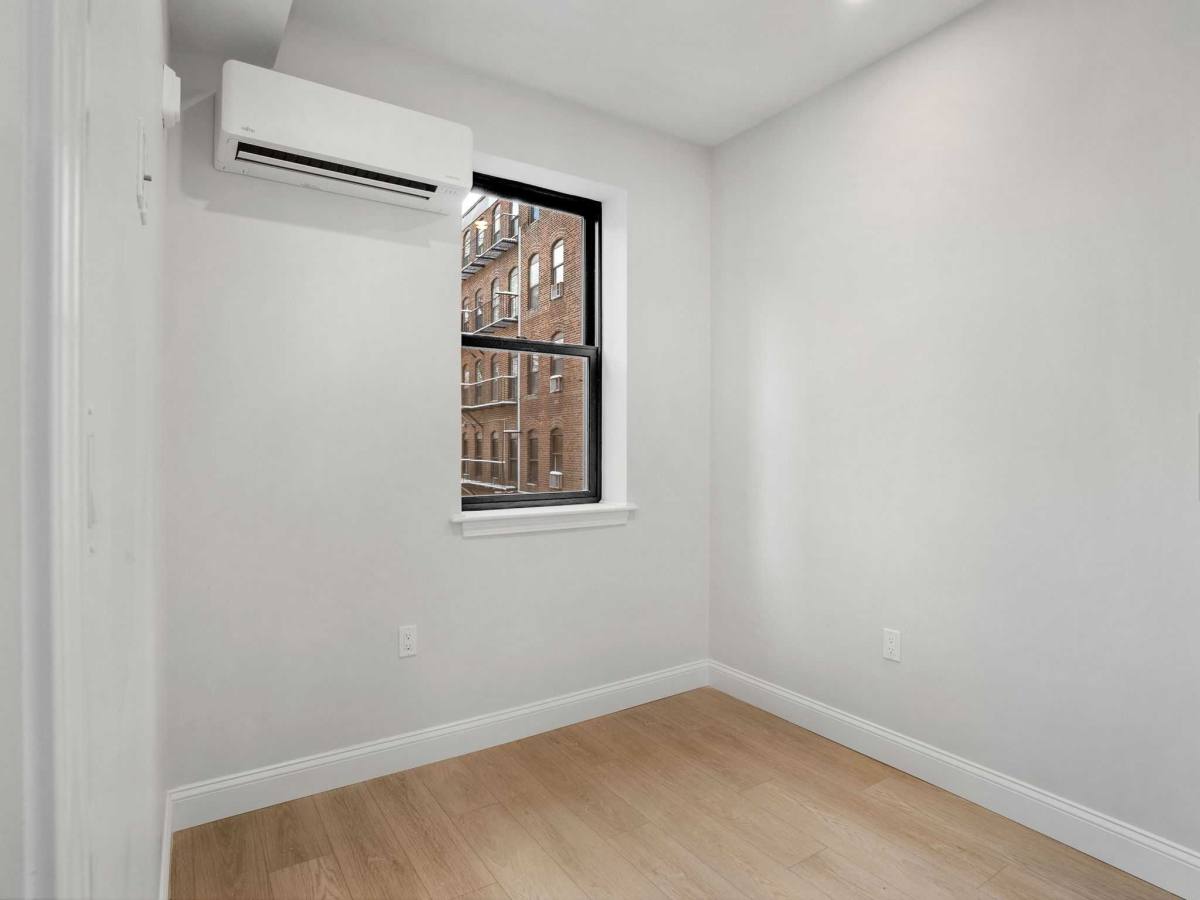 Apartment for rent at 176 Salem St, Boston, MA 02113