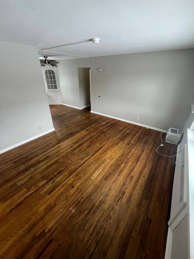 Apartment for rent at 1660 St Joseph Blvd, Fort Wayne, IN 46805