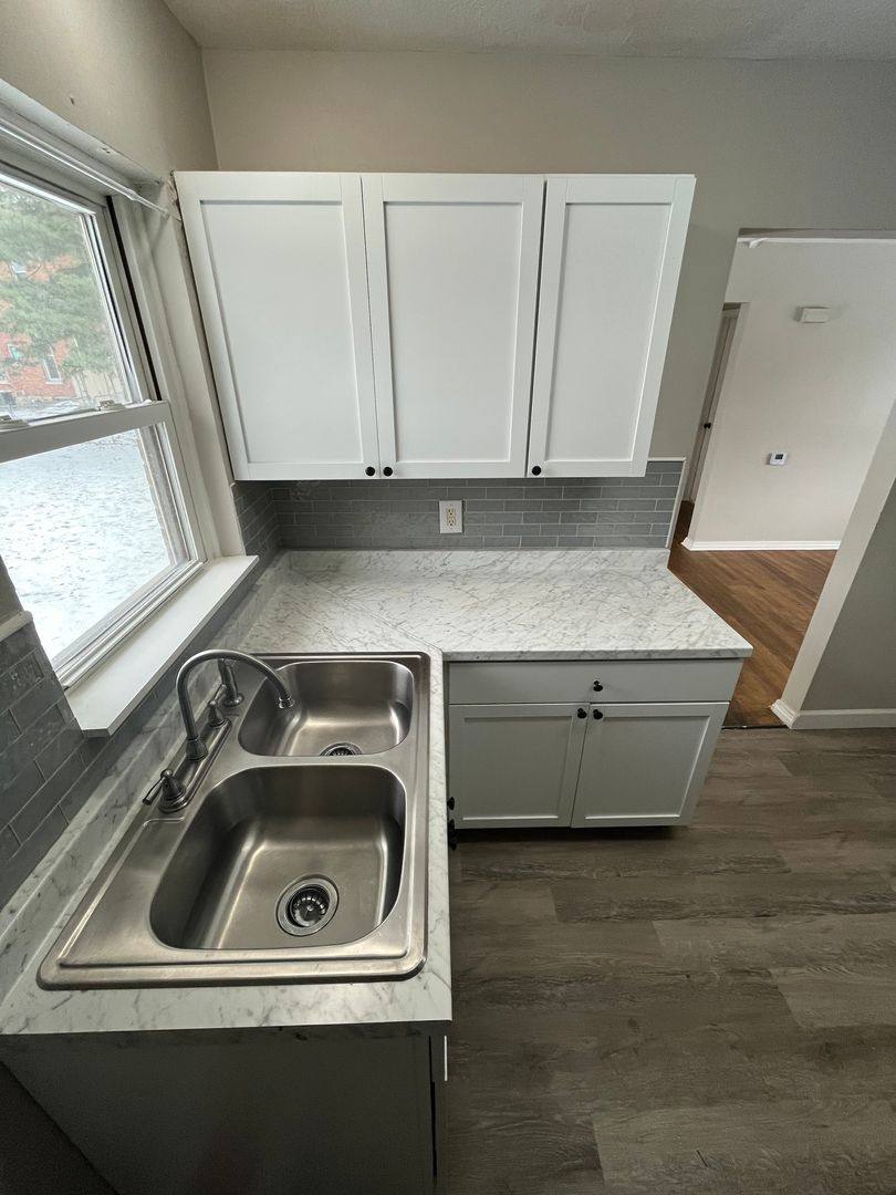 Apartment for rent at 1660 St Joseph Blvd, Fort Wayne, IN 46805