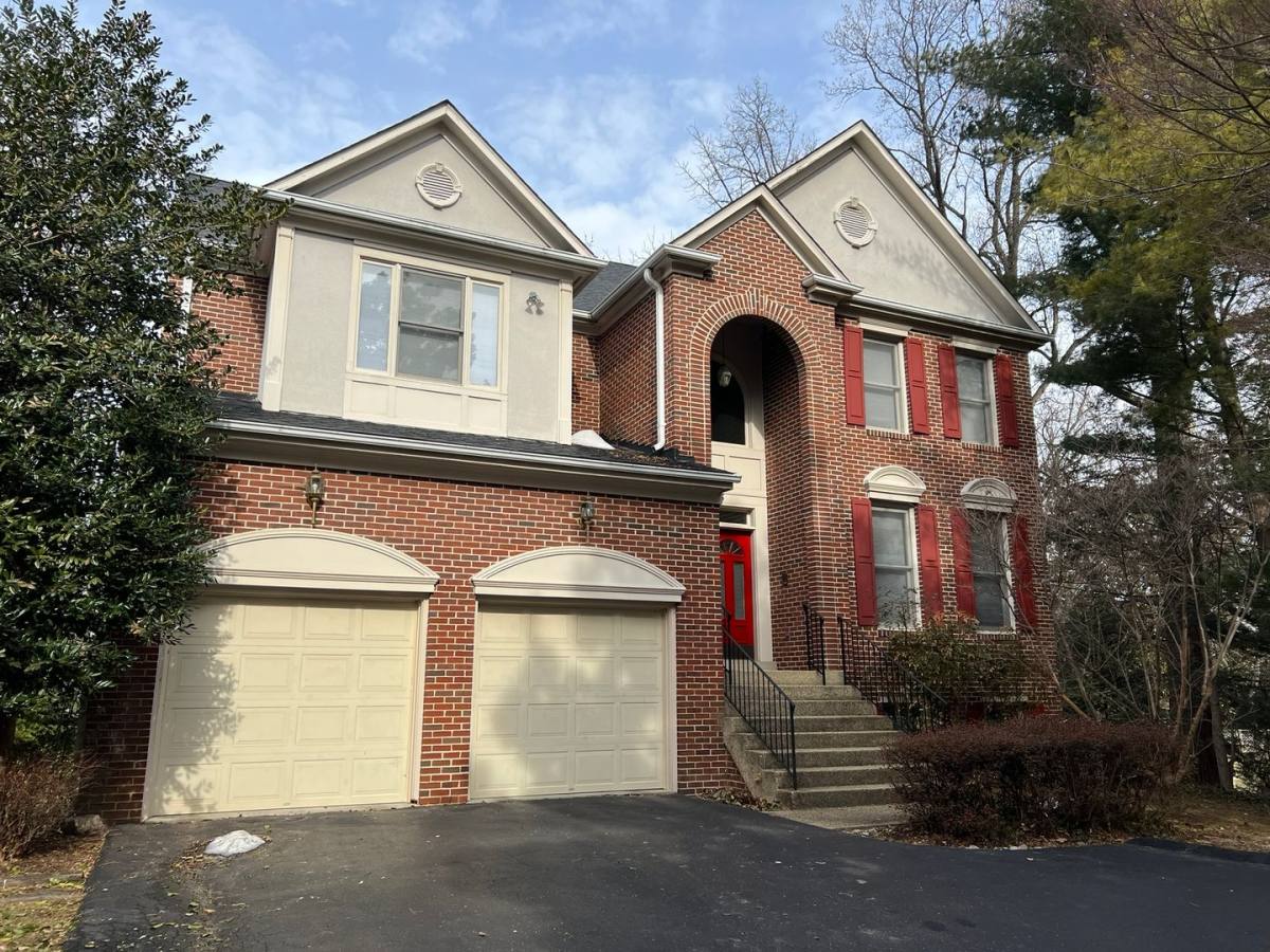 House for rent at 9425 Spruce Tree Circle, Bethesda, MD 20814