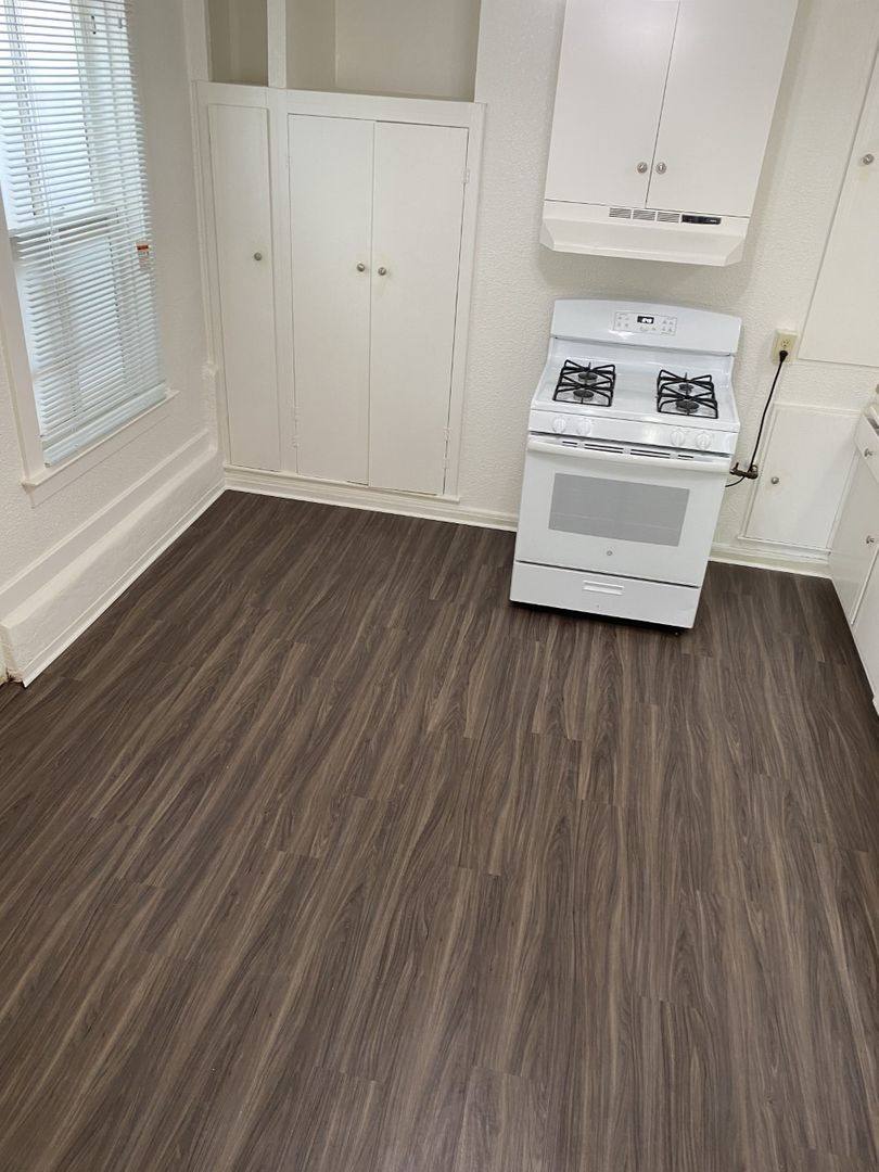 Apartment for rent at 326 A Capitol St, Vallejo, CA 94590