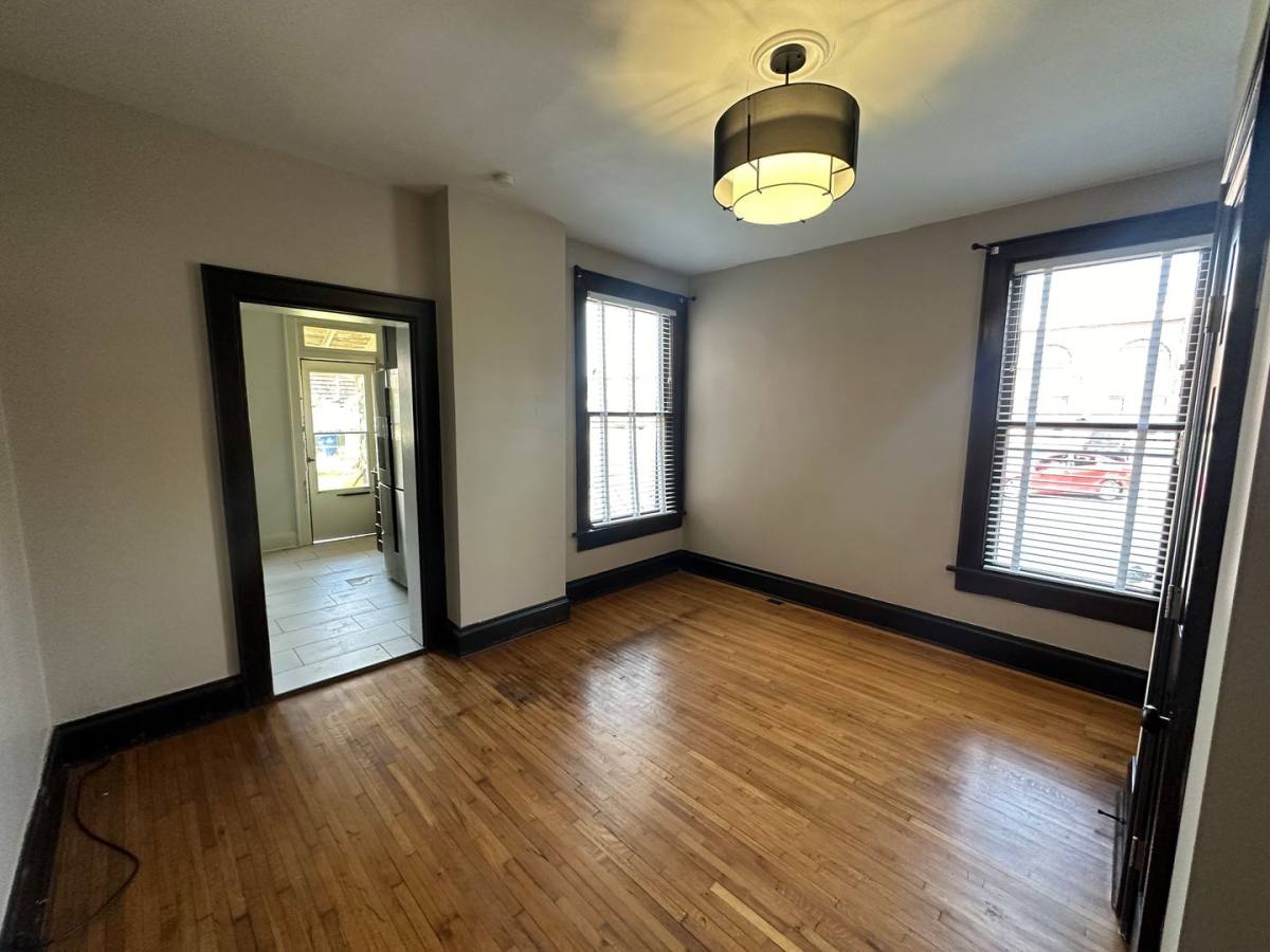 Apartment for rent at 64 W Greenwood Ave, Columbus, OH 43201