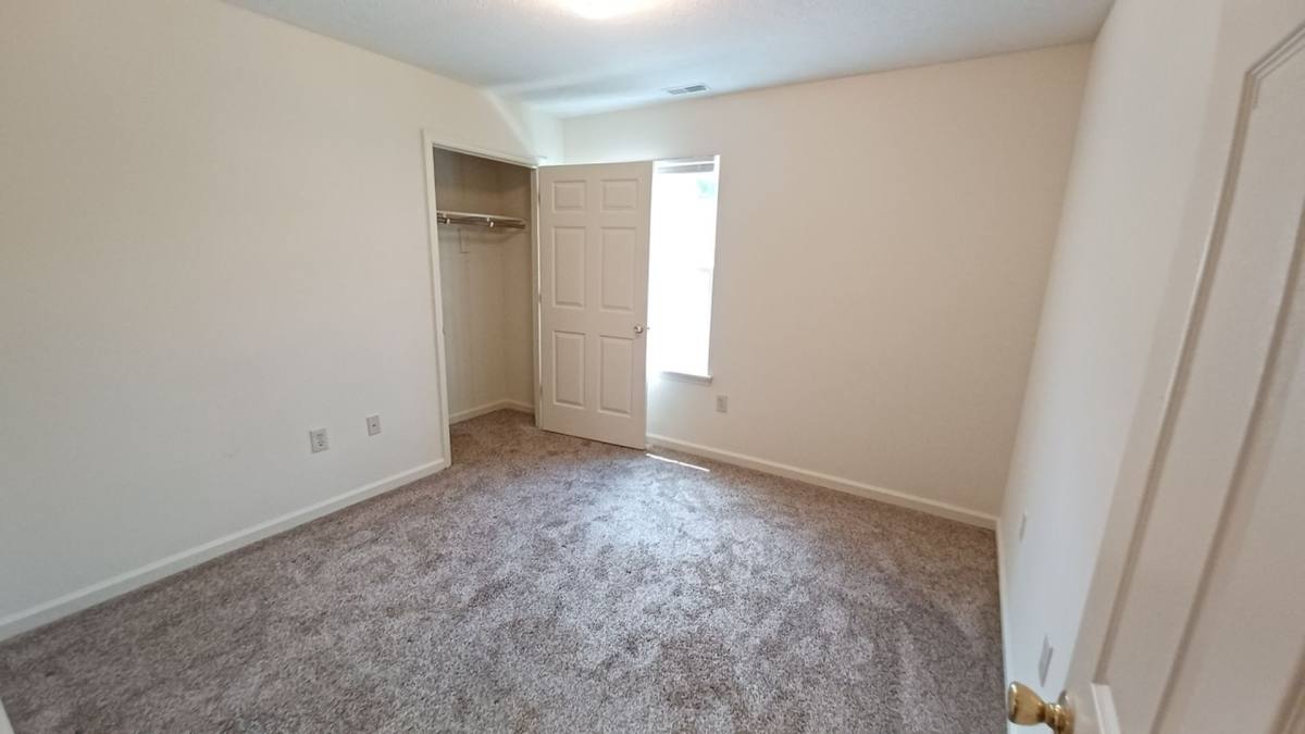 Apartment for rent at 506-508 Fairfax St, Radford, VA 24141
