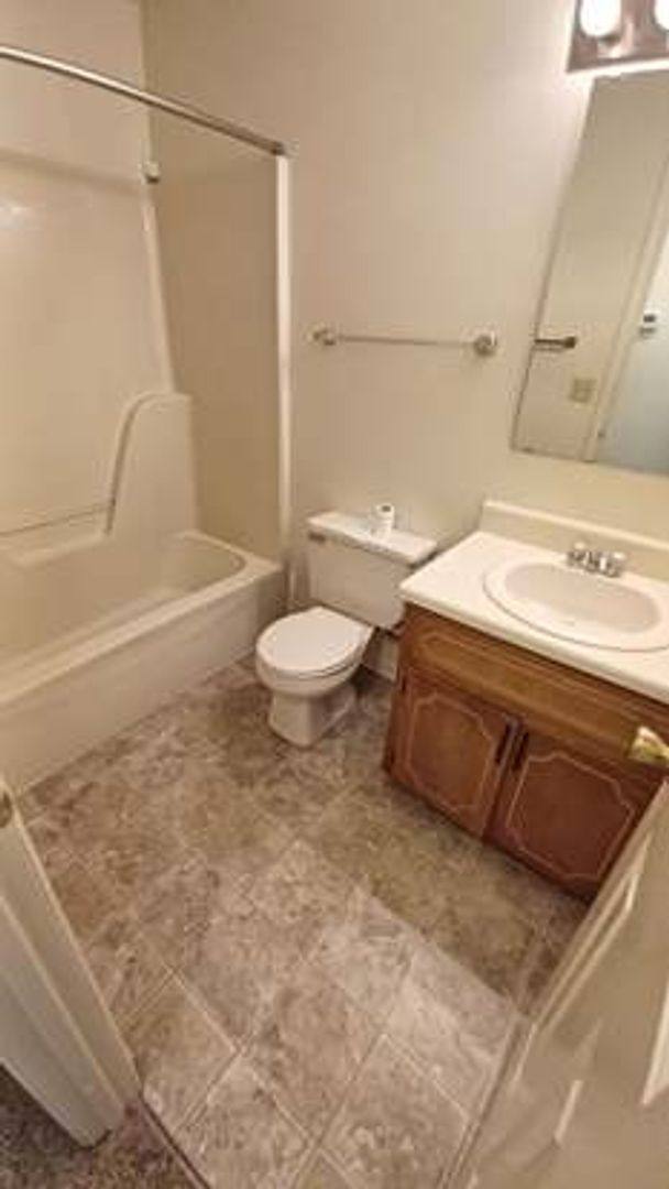 Apartment for rent at 506-508 Fairfax St, Radford, VA 24141