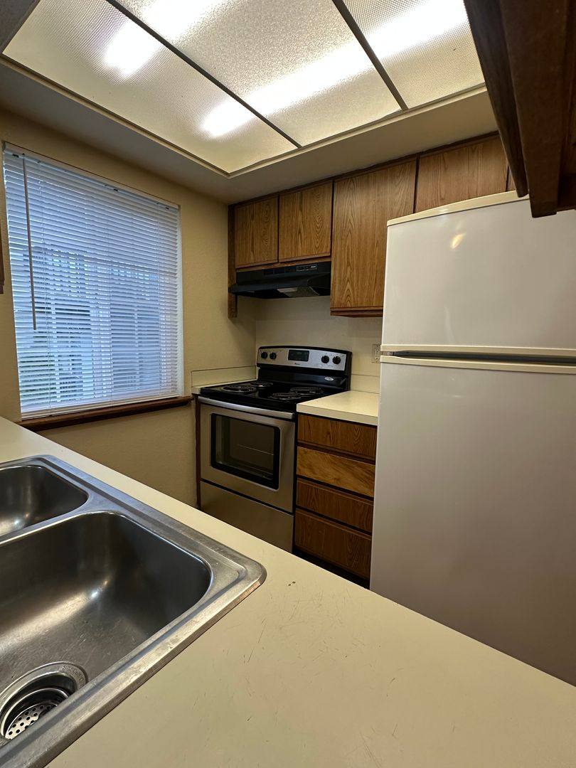Apartment for rent at 2342 Main St, Ferndale, WA 98248