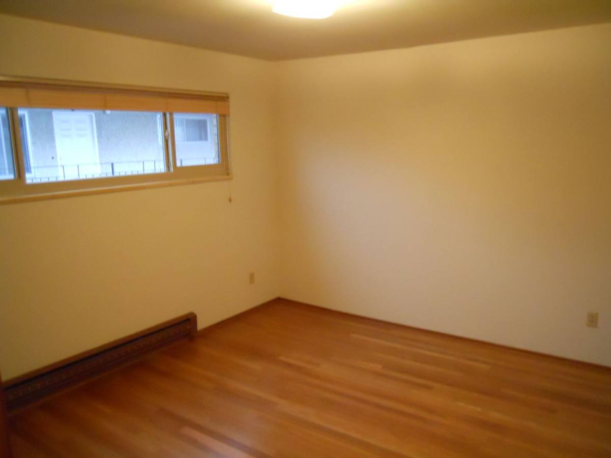 Apartment for rent at 6530 24th Ave NW, Seattle, WA 98117