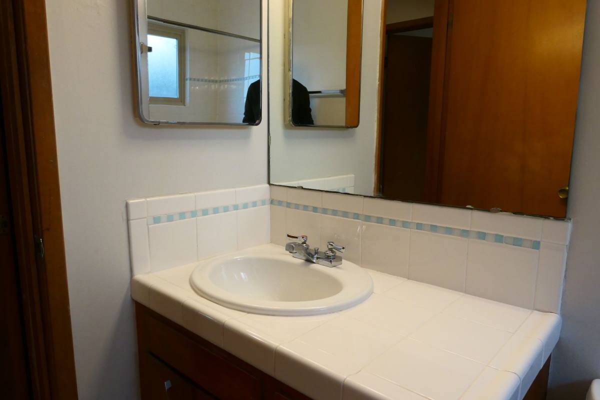 Apartment for rent at 6530 24th Ave NW, Seattle, WA 98117