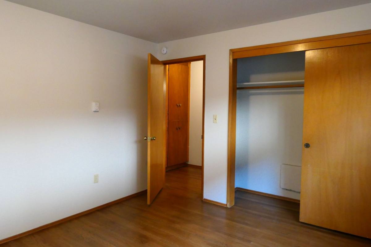 Apartment for rent at 6530 24th Ave NW, Seattle, WA 98117
