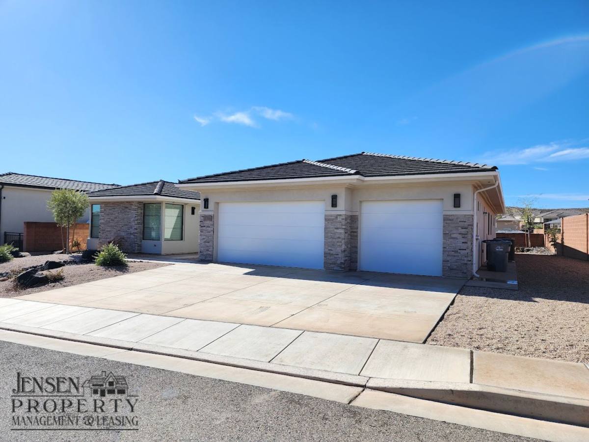 House for rent at 1333 W Broad Point, Washington, UT 84780