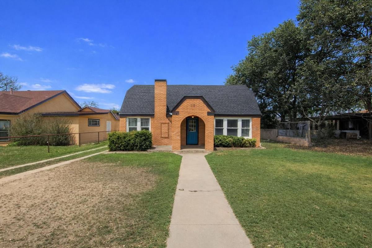 House for rent at 2425 Waco, San Angelo, TX 76903