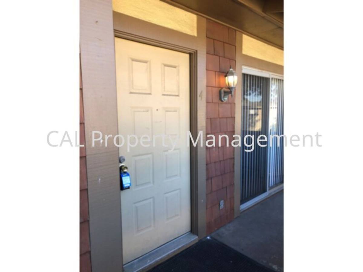 Condo for rent at 1823-4 Cherokee Dr, Salinas, CA 93906