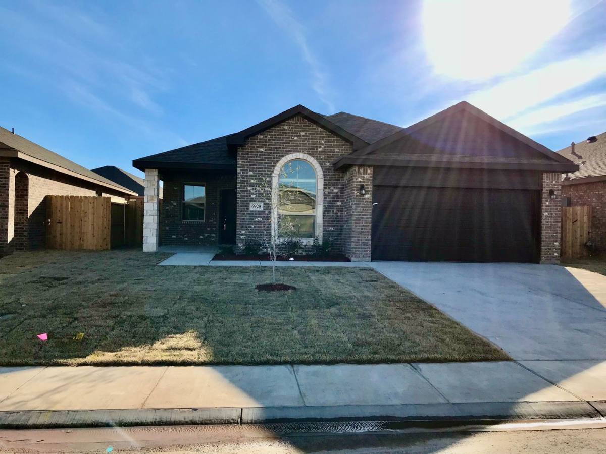 House for rent at 6928 Rocking L Ranch Rd, Odessa, TX 79765