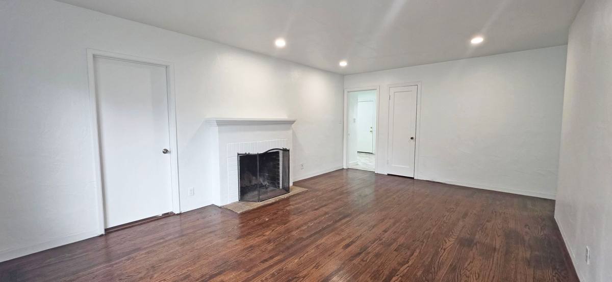 Townhouse for rent at 3800 Arden Way - 3701 Laguna, Sacramento, CA 95864