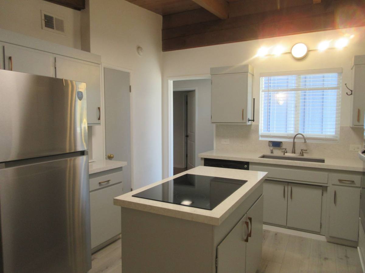 House for rent at 13235 Cumpston St, Van Nuys, CA 91401