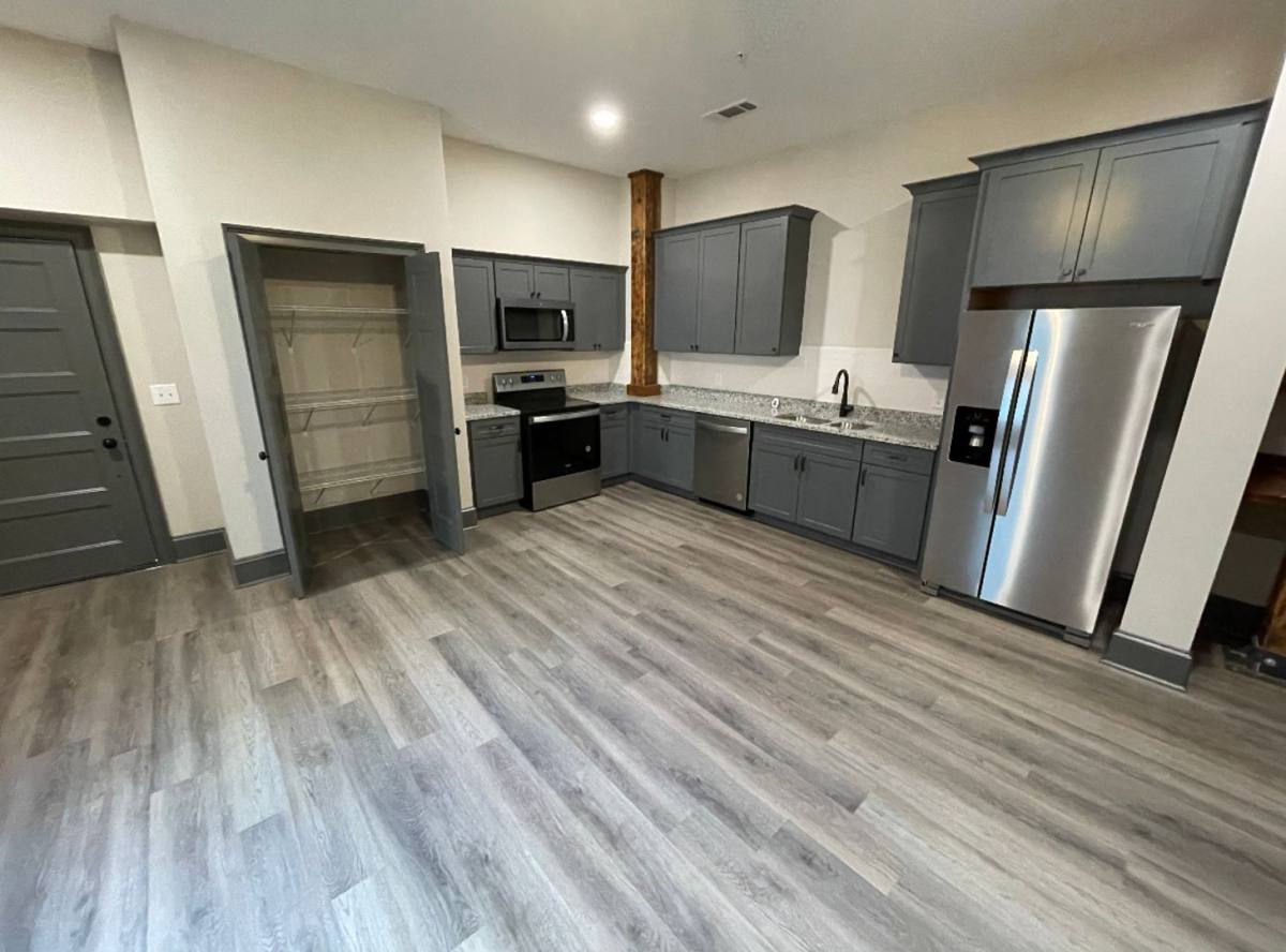 Apartment for rent at 34 Depot St, Hartwell, GA 30643