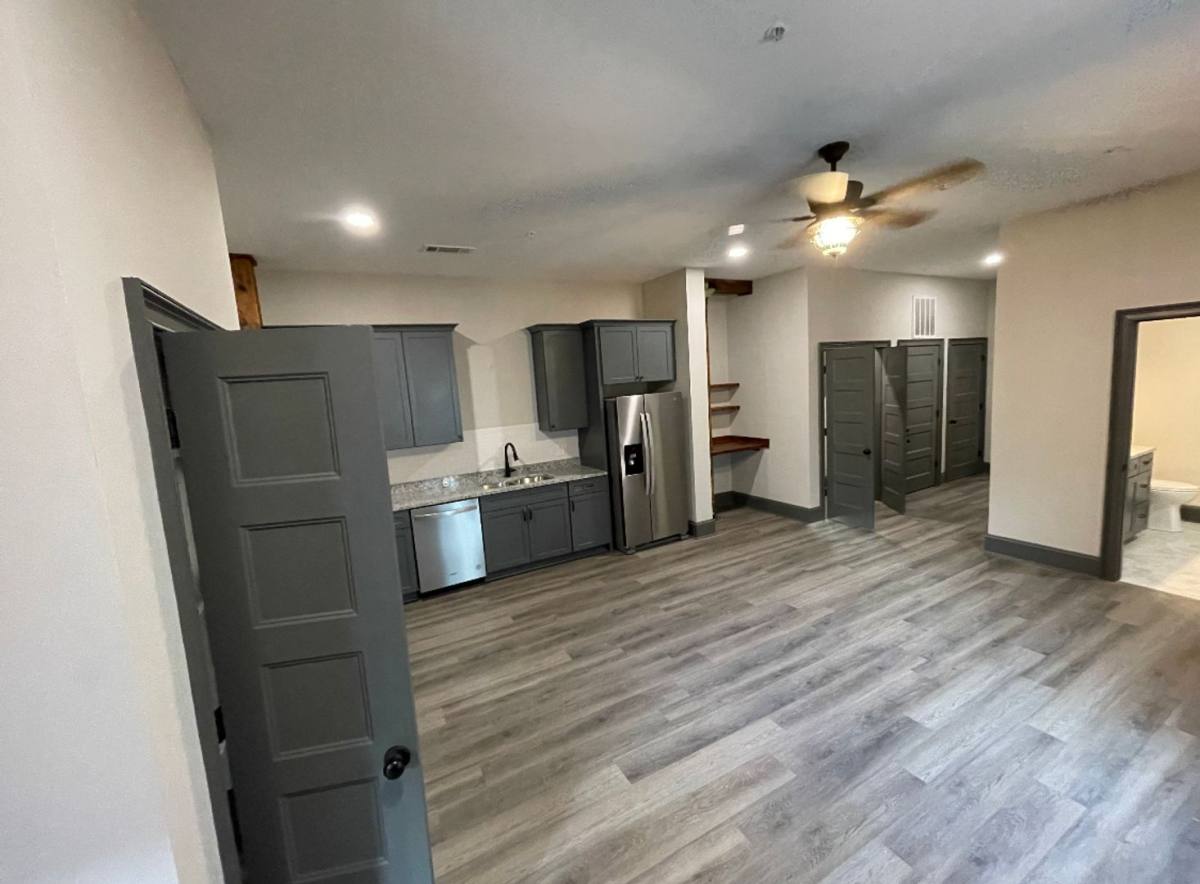 Apartment for rent at 34 Depot St, Hartwell, GA 30643