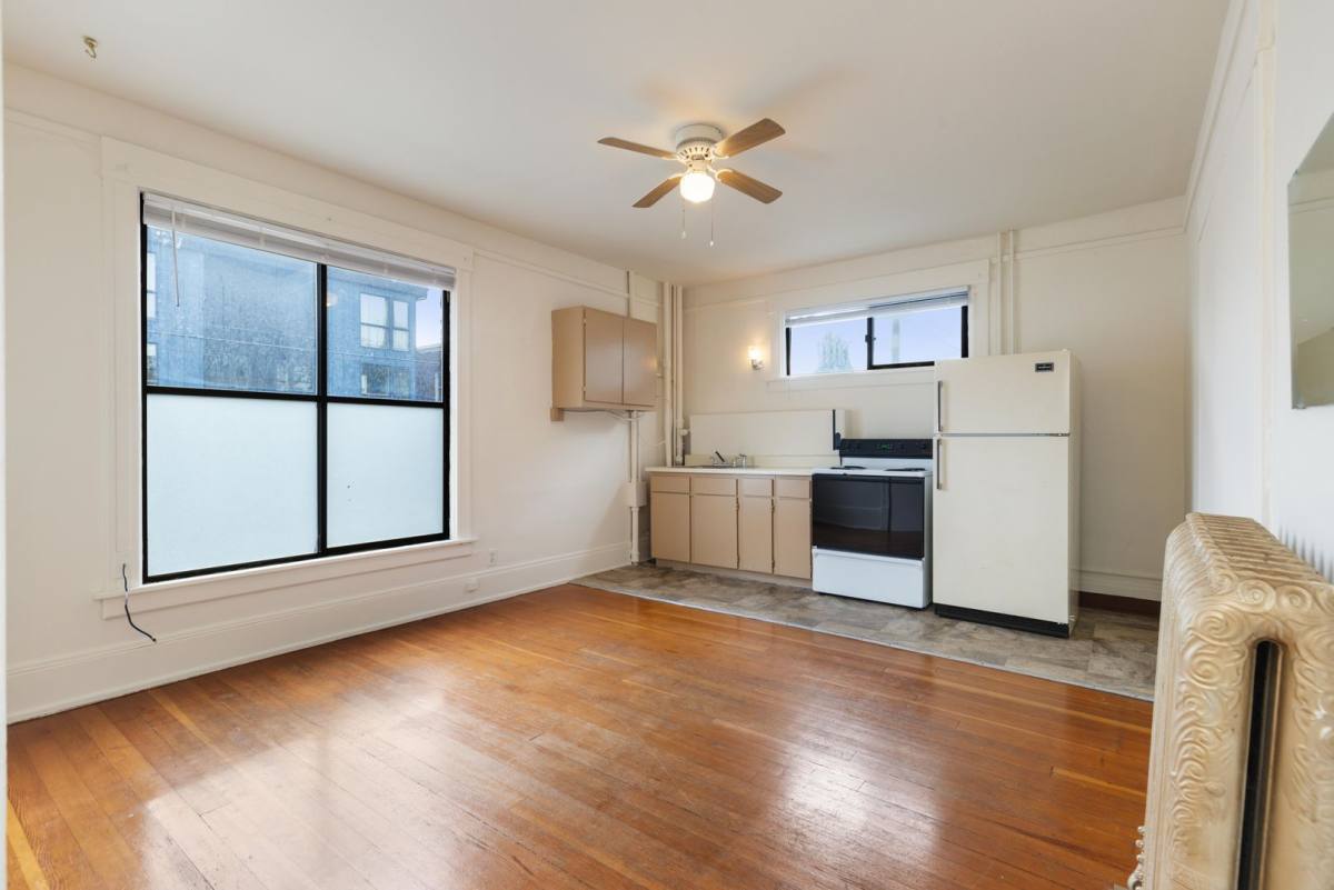 Apartment for rent at 431 14th Ave E, Seattle, WA 98112
