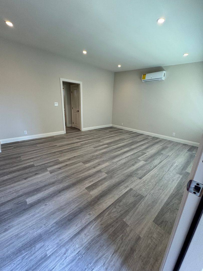 Apartment for rent at 1027 S Atlantic Blvd, Alhambra, CA 91803