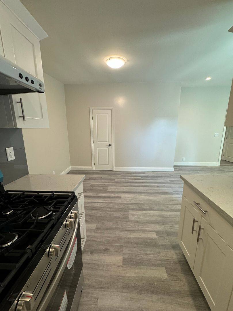 Apartment for rent at 1027 S Atlantic Blvd, Alhambra, CA 91803