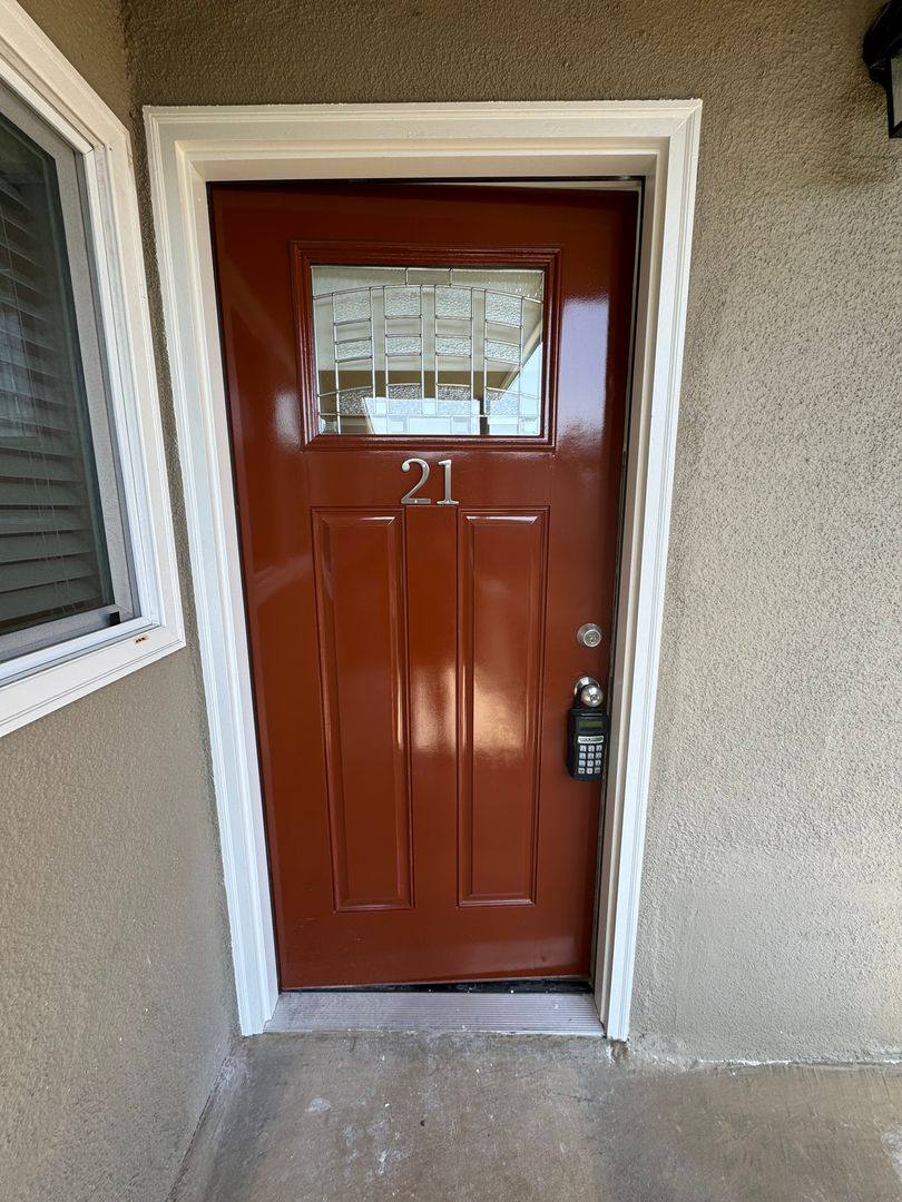 Apartment for rent at 1027 S Atlantic Blvd, Alhambra, CA 91803