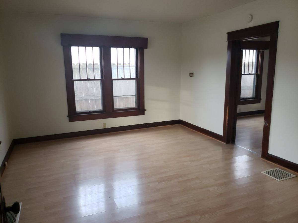 House for rent at 1005 S Walnut St, Bloomington, IN 47403