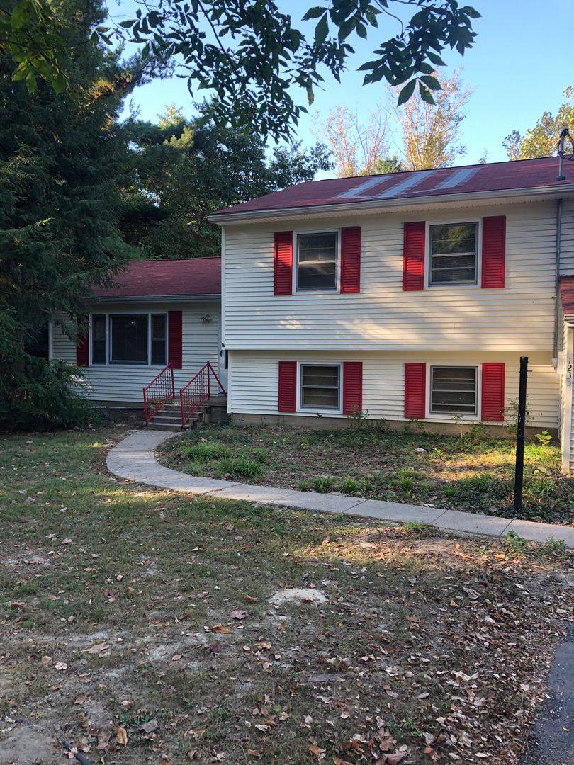 House for rent at 1235 E Matlock Rd, Bloomington, IN 47408