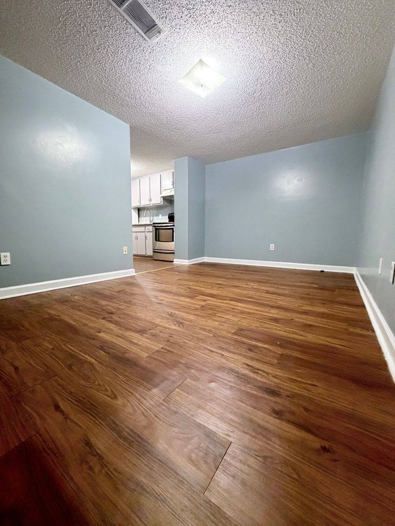 Apartment for rent at 2618 Carr St, Chattanooga, TN 37408