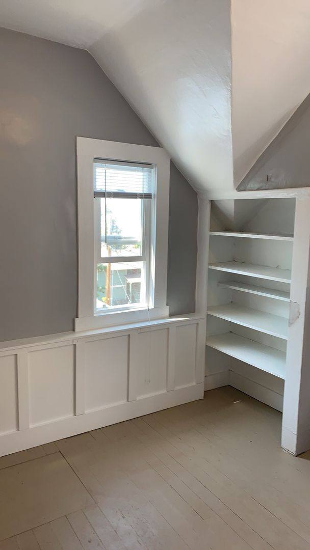 Apartment for rent at 1523 Grant St, Bellingham, WA 98225