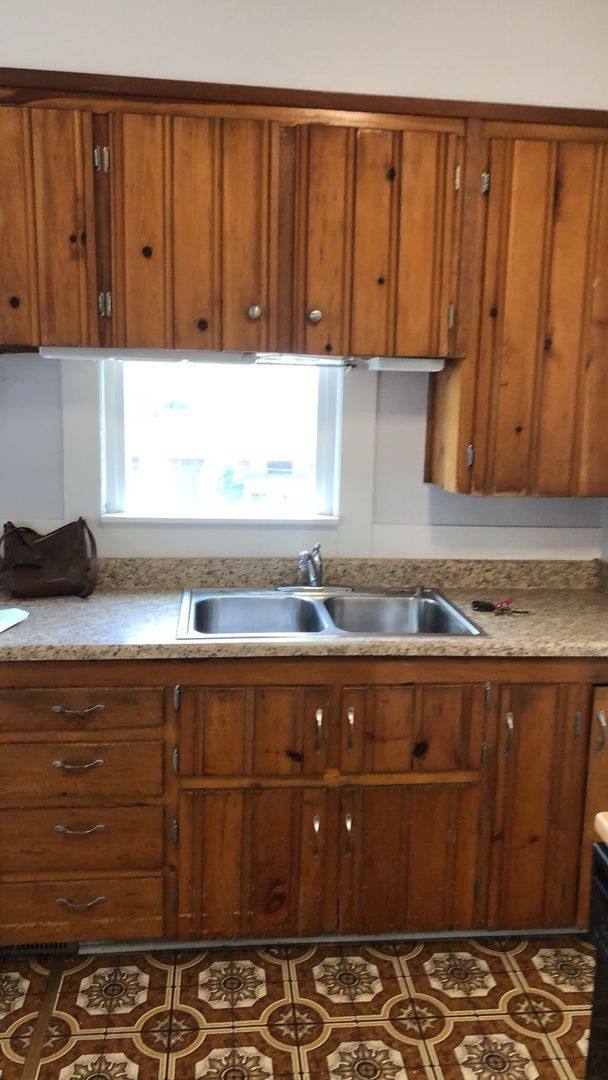Apartment for rent at 1523 Grant St, Bellingham, WA 98225