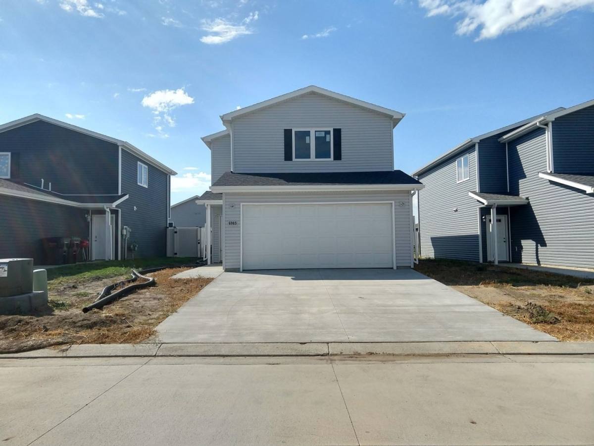House for rent at 6985 Majestic Loop, Bismarck, ND 58504