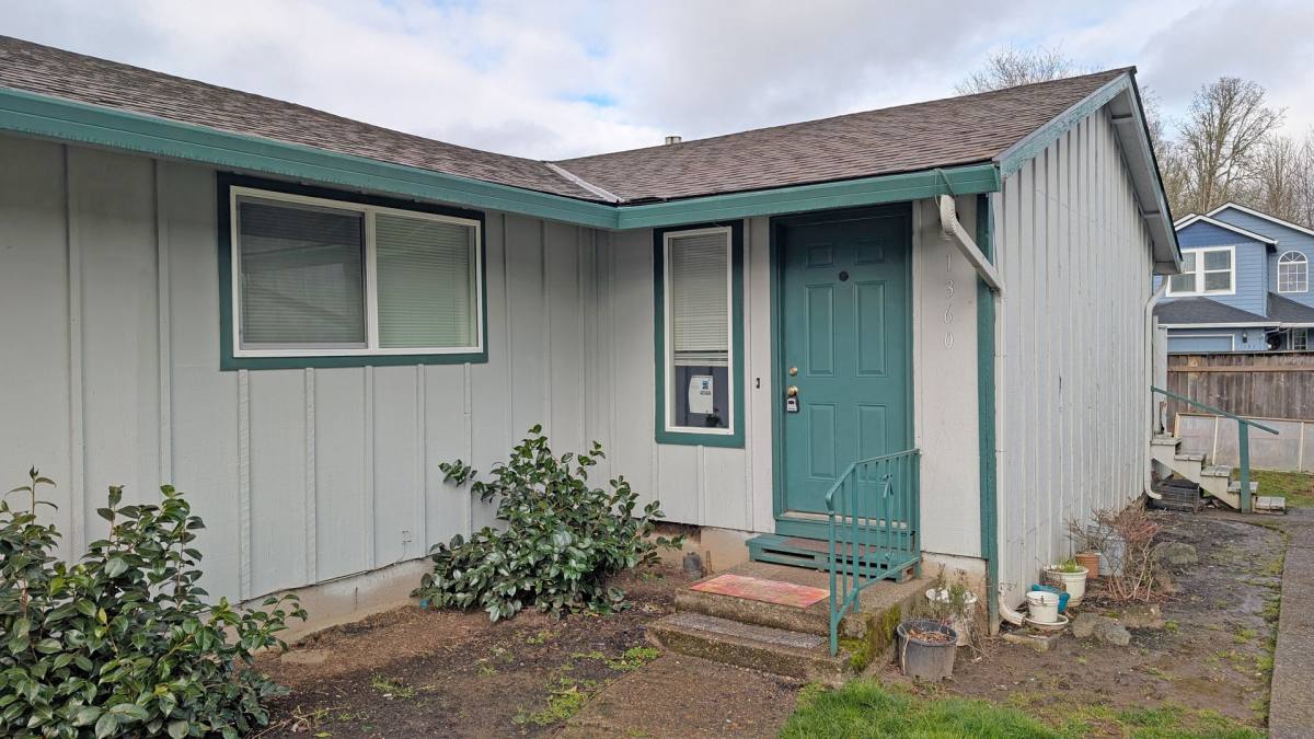 House for rent at 1360 S Ivy St, Cornelius, OR 97113