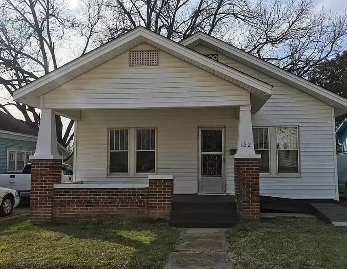 House for rent at 132 N Draper Ave, Shawnee, OK 74801