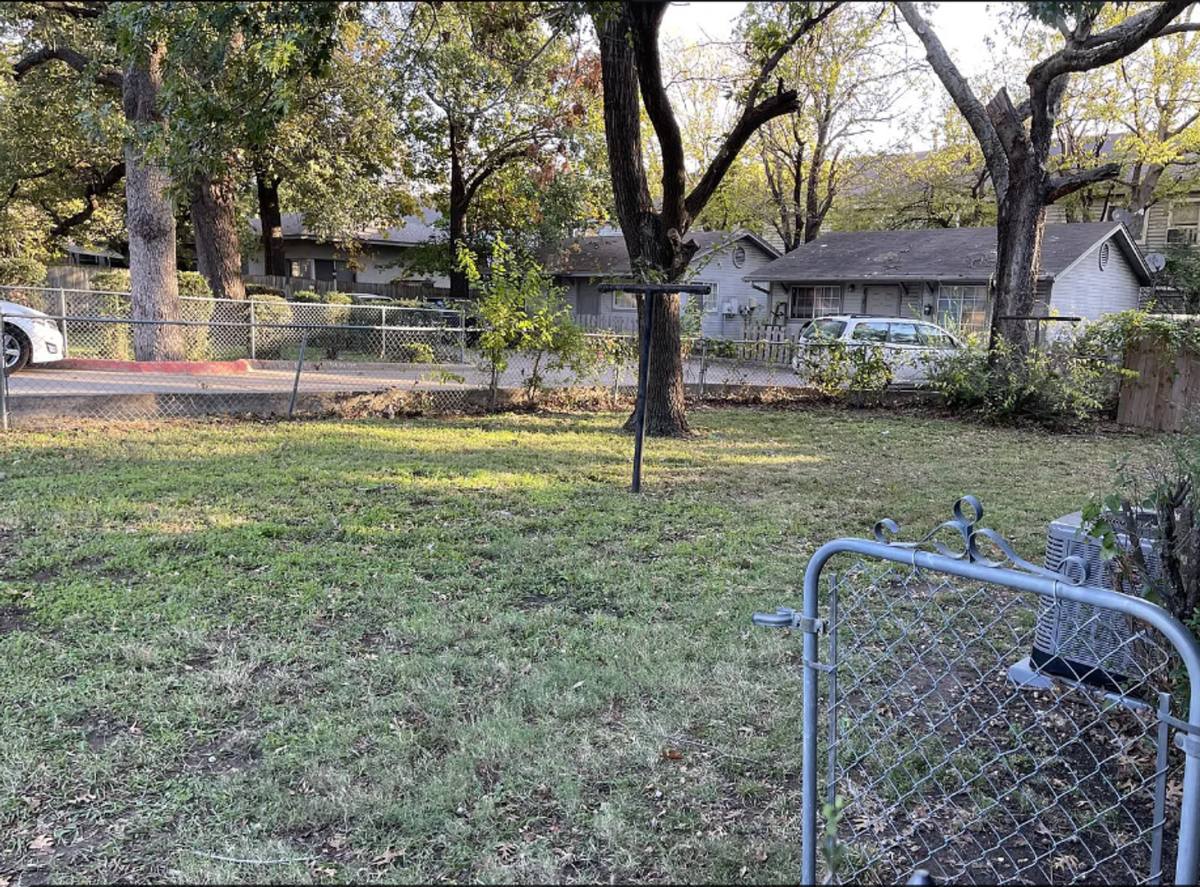 House for rent at 2300 W Hickory St, Denton, TX 76201
