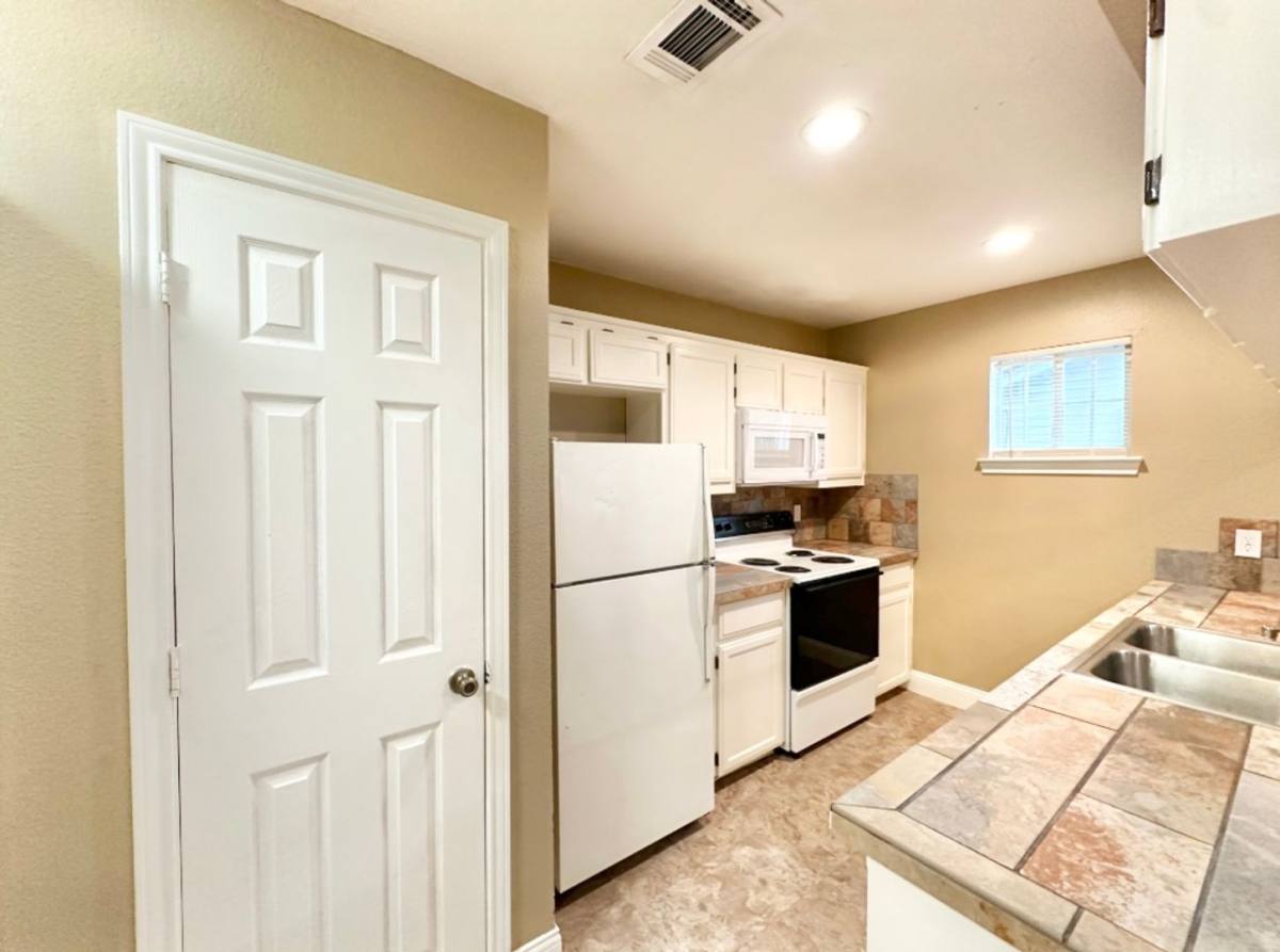 House for rent at 2306 W Hickory St, Denton, TX 76201