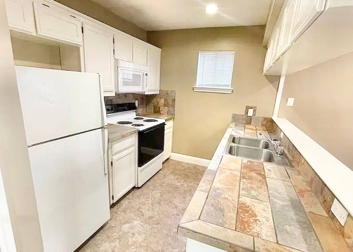 House for rent at 2308 W Hickory St, Denton, TX 76201