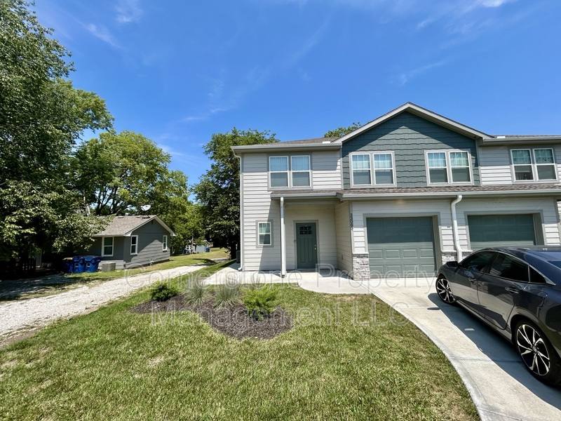 Apartment for rent at 33065 W 82nd St #A, De Soto, KS 66018