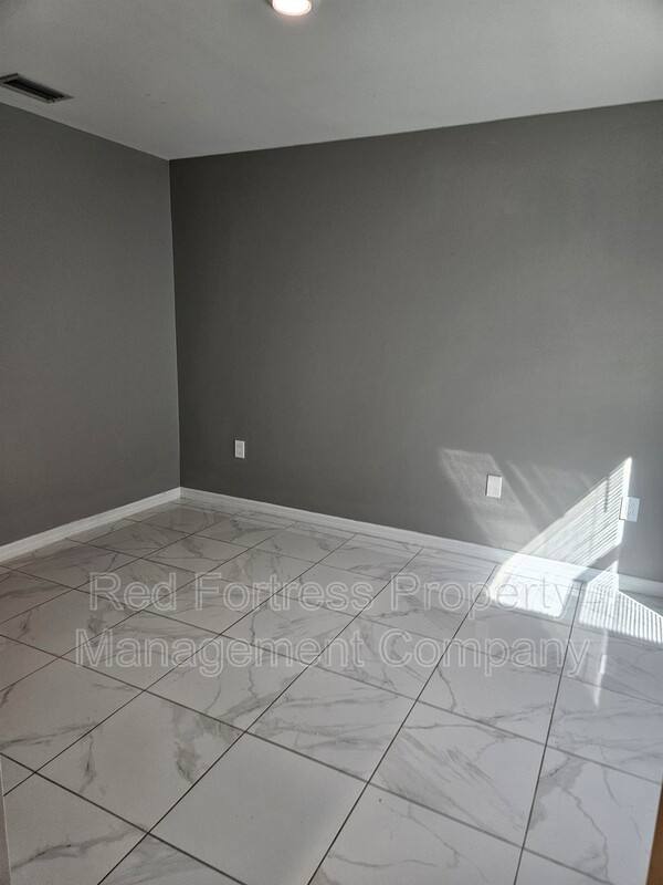 Apartment for rent at 310 Gordon Ave S, Lehigh Acres, FL 33973