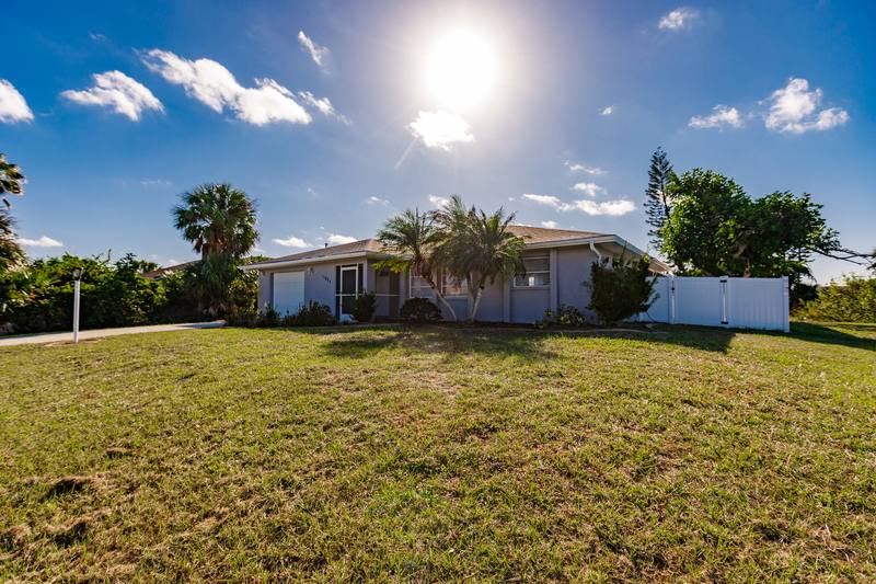 House for rent at 11065 Waterford Ave, Englewood, FL 34224