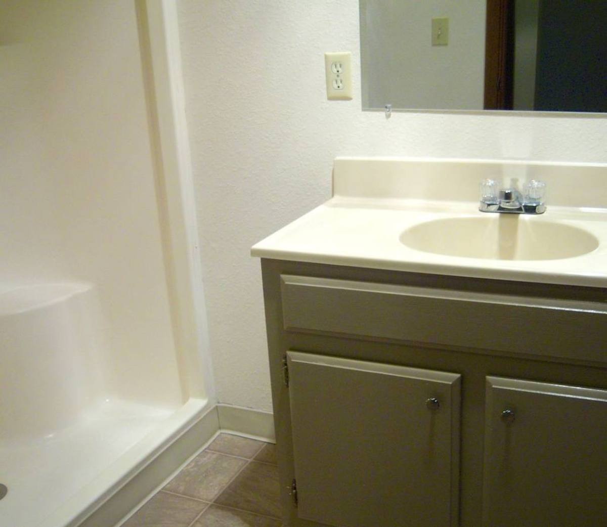 Apartment for rent at 1212 34th Ave SE, Albany, OR 97322
