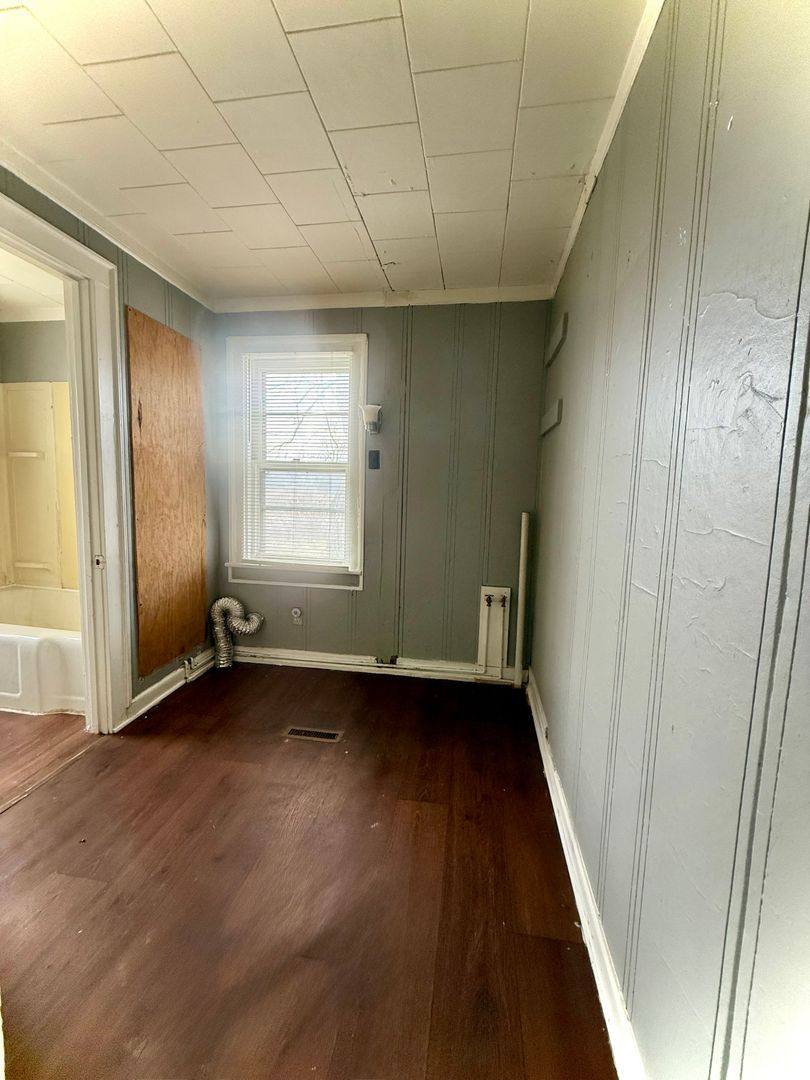 Apartment for rent at 171 Spring St, Gloversville, NY 12078