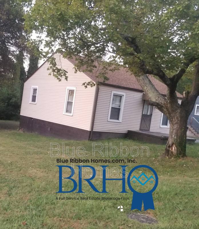 House for rent at 3213 Shields Ave, Knoxville, TN 37914