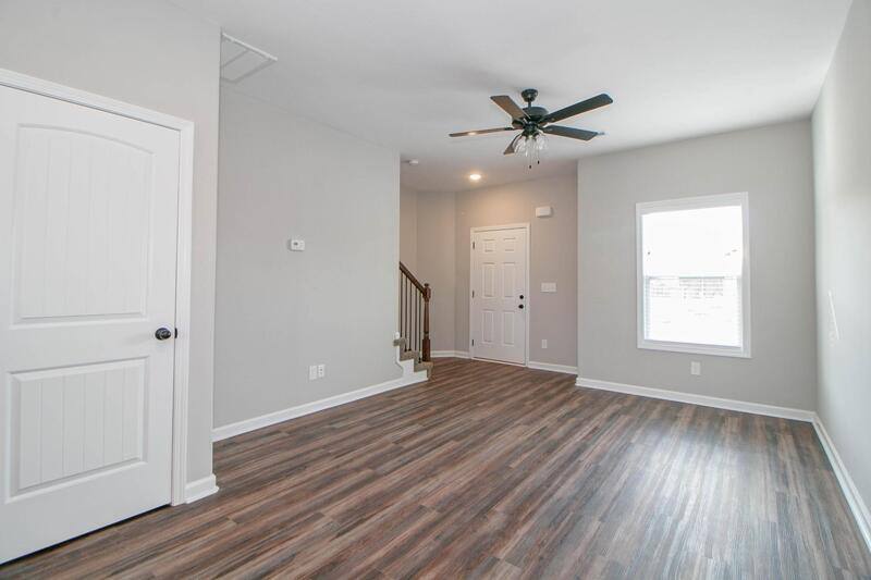 Townhouse for rent at 1115-I1 Hillwood Dr, Clarksville, TN 37040