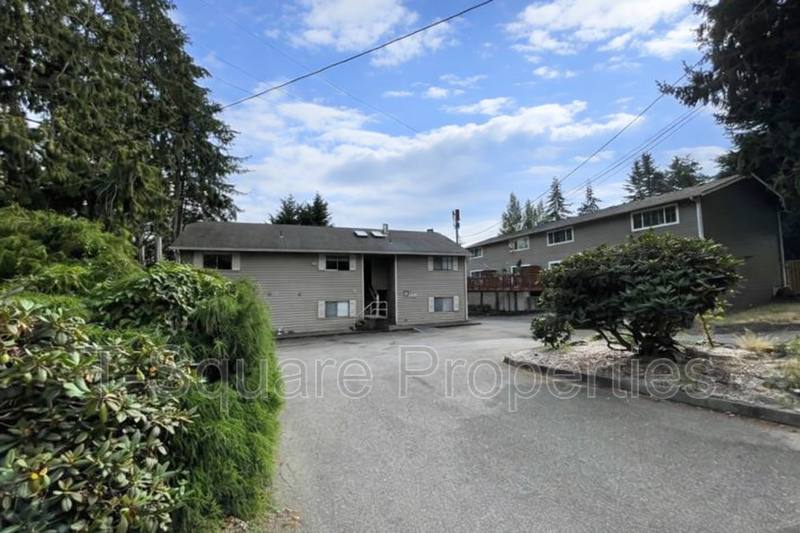 Apartment for rent at 2720 204th St SW #C, Lynnwood, WA 98036