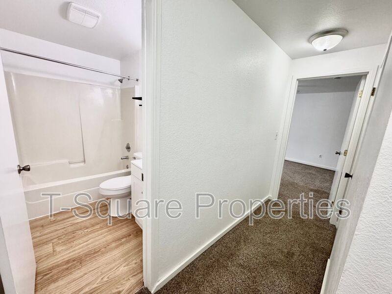 Apartment for rent at 2720 204th St SW #C, Lynnwood, WA 98036