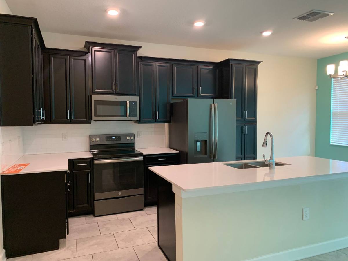 Townhouse for rent at 1353 Shinnecock Hills Dr, Davenport, FL 33896